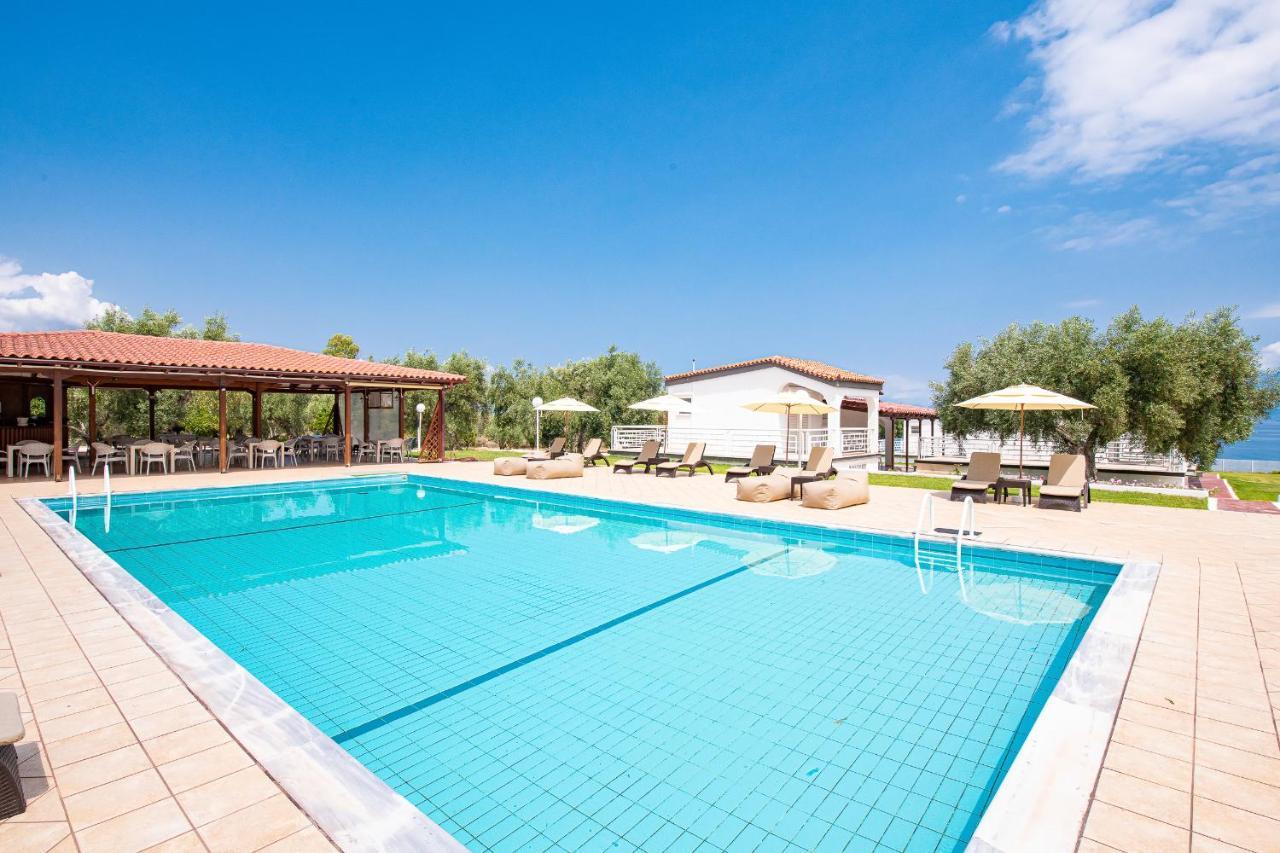 Blue Marine Village Chalkida Exterior photo