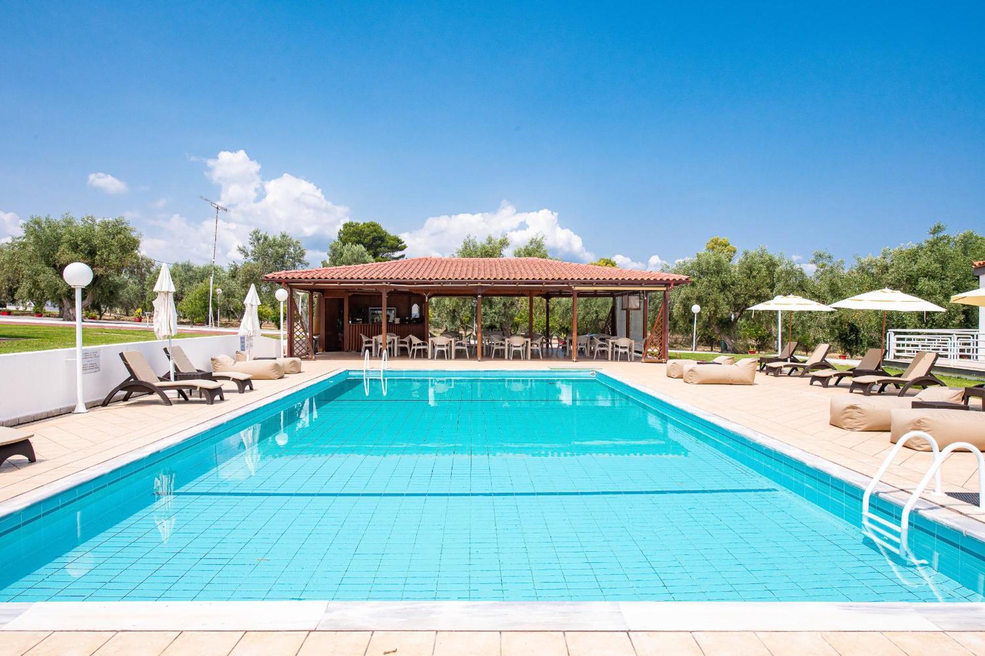 Blue Marine Village Chalkida Exterior photo